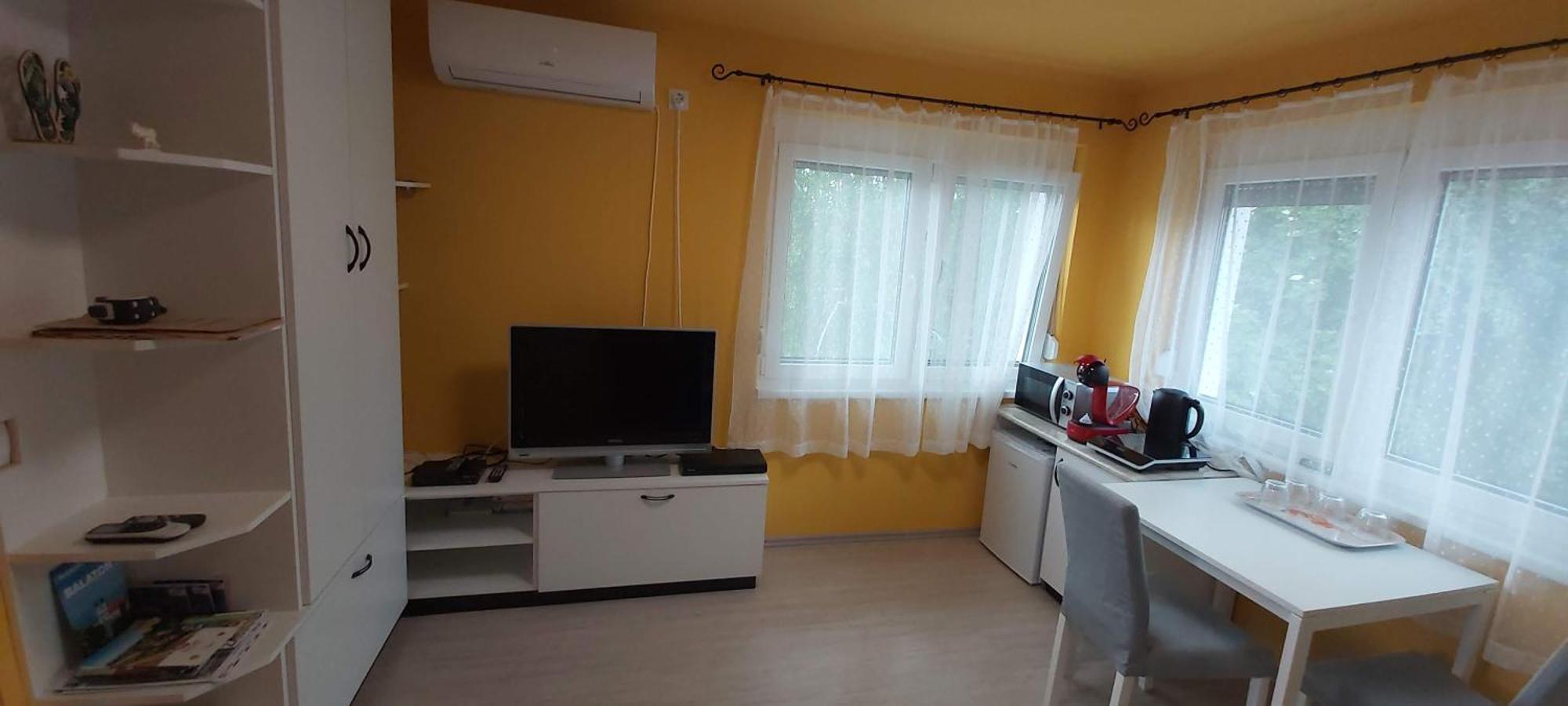 Vidra Apartman- Замарди Экстерьер фото